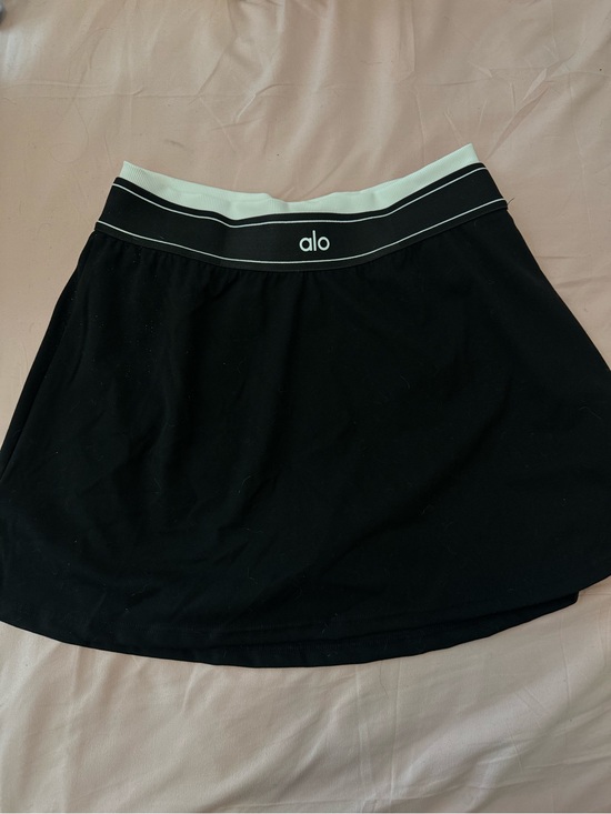 ALO Yoga Dresses & Skirts - ALO Yoga Black Skater Skirt with White-Trim Waistband